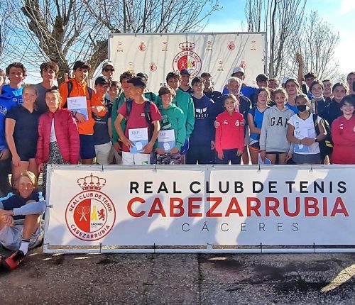 foto grupo escuela tenis caceres